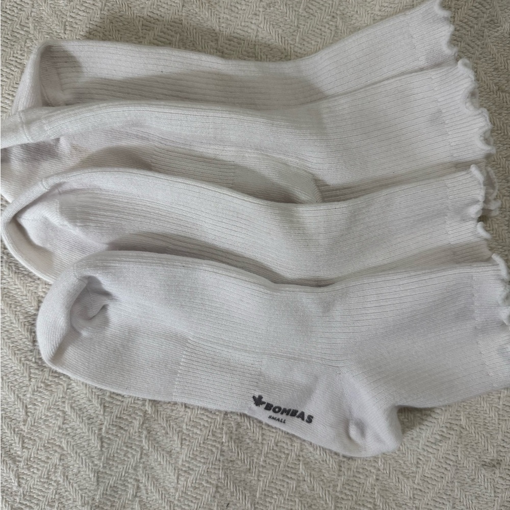 Bombas Ruffle Quarter Socks